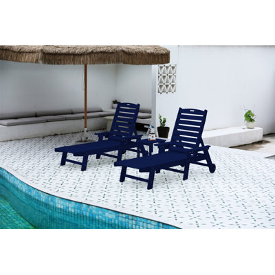 Lounge Chair With Side Table