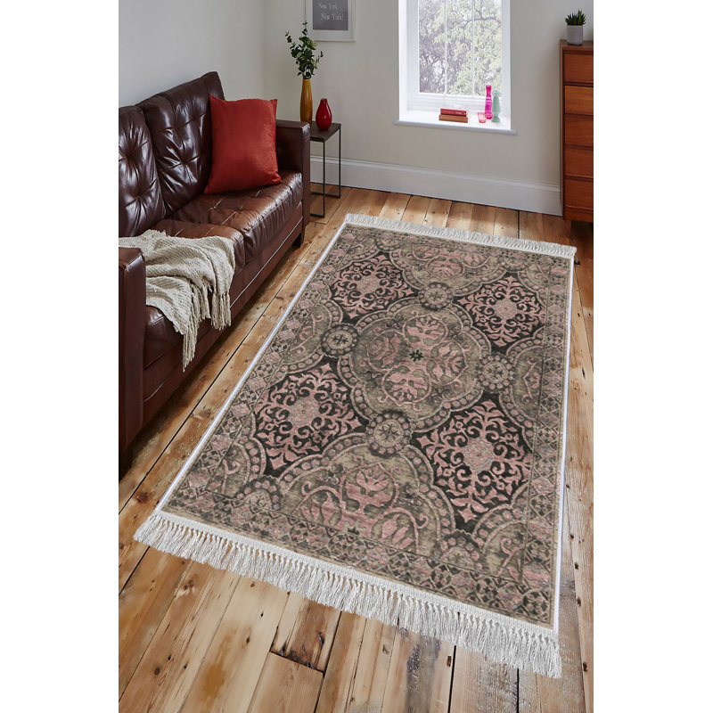 Tapis noir / rose / brun à tissage plat fabriqué à la machine Lainae, Rectangle 4 pi 7 po x 7 pi 3 po