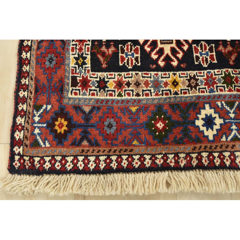 Tapis unique 3 pi 4 po x 4 pi 11 po Galavice