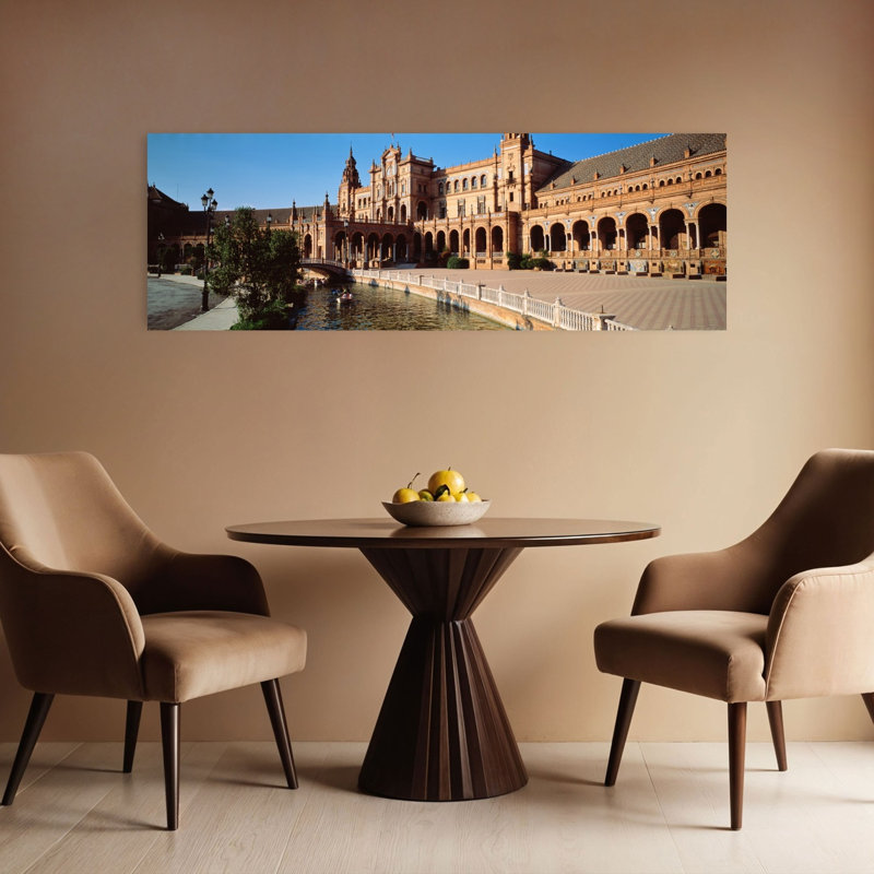 Art contemporain, Plaza Espana, Séville, Espagne, H 16 po x l 48 po