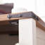 Table de bout Clairese de 24 po de hauteur avec station de charge, table de chevet en bois avec tablette réglable, prises intégrées-940160127