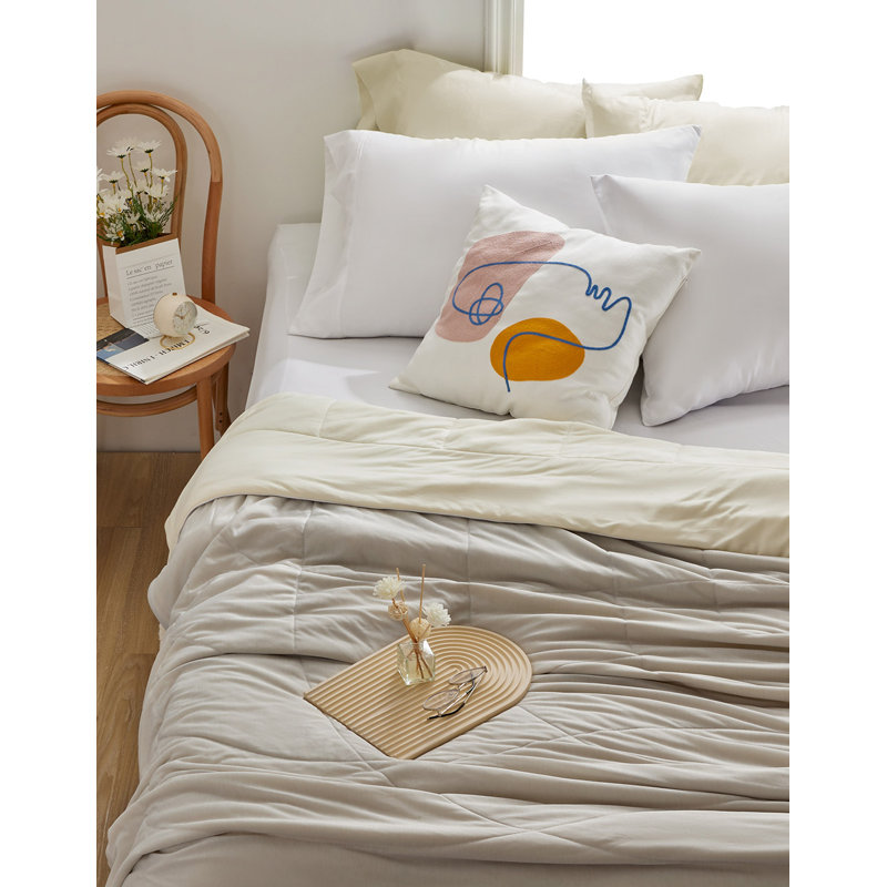 Erol Yellow/Gray Polyester Reversible Comforter, Twin Comforter