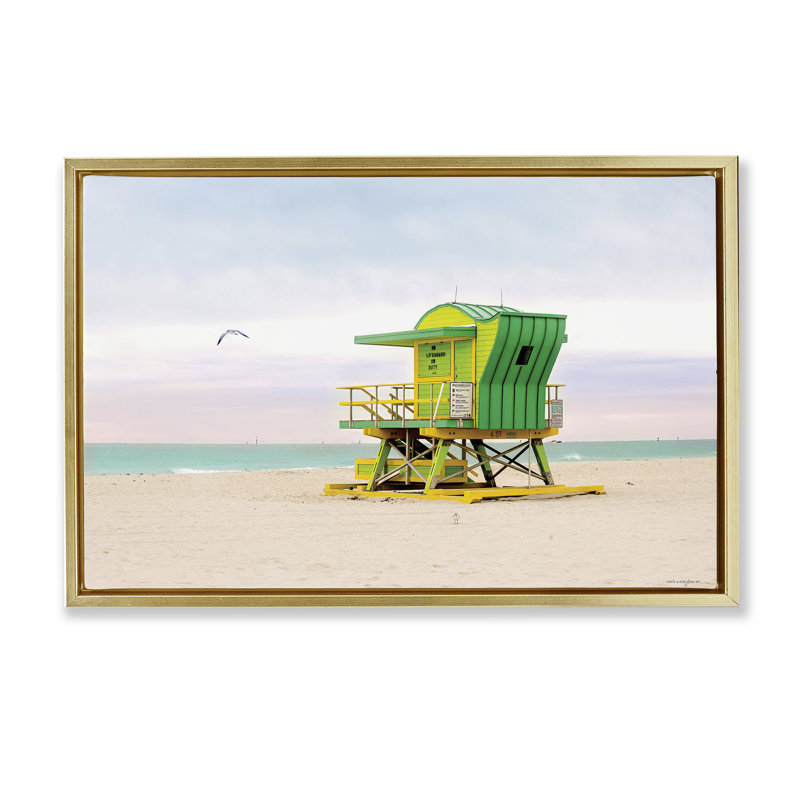 Cadre flottant Lime Green Lifeguard Hut, design par Seven Trees Design, H 17 po x l 25 po, Cadre flottant métallique doré