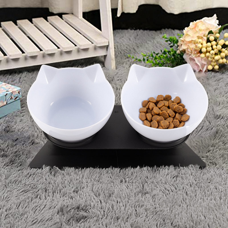 Elevated Feeder, Black/White