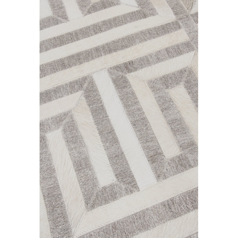 Berlin hand-tufted Leather/Viscose Silver/Ivory Area Rug