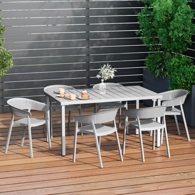 6-Person Outdoor Rectangular Dining Set