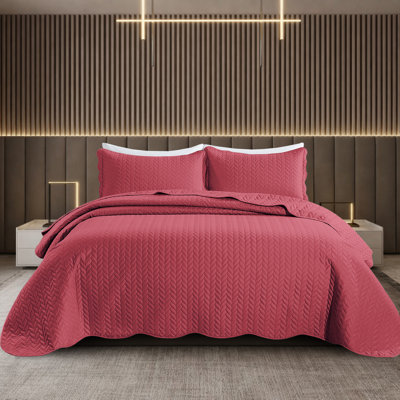 Ultra Soft Embossed Quilt Set