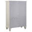 Commode blanche à 8 tiroirs Vallauris, solution de rangement élégante et spacieuse pour les chambres à coucher modernes et les espaces de vie.-413436669