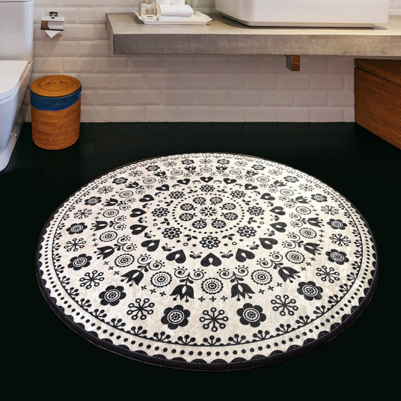 Tapis pour salle de bain Aadhya, H 0,39 po x l 55,12 po x L 55,12 po, Noir / blanc