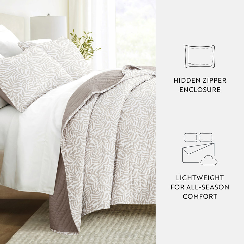Quilt Set- Lightweight - All Season Quilted Coverlet - Tossed Ferns, Queen Quilt + 2 Standard Shams, Taupe