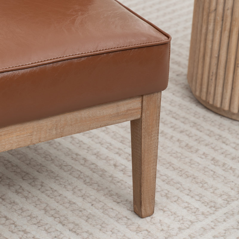 Fauteuil demi-tonneau rembourré Ezra, Brun