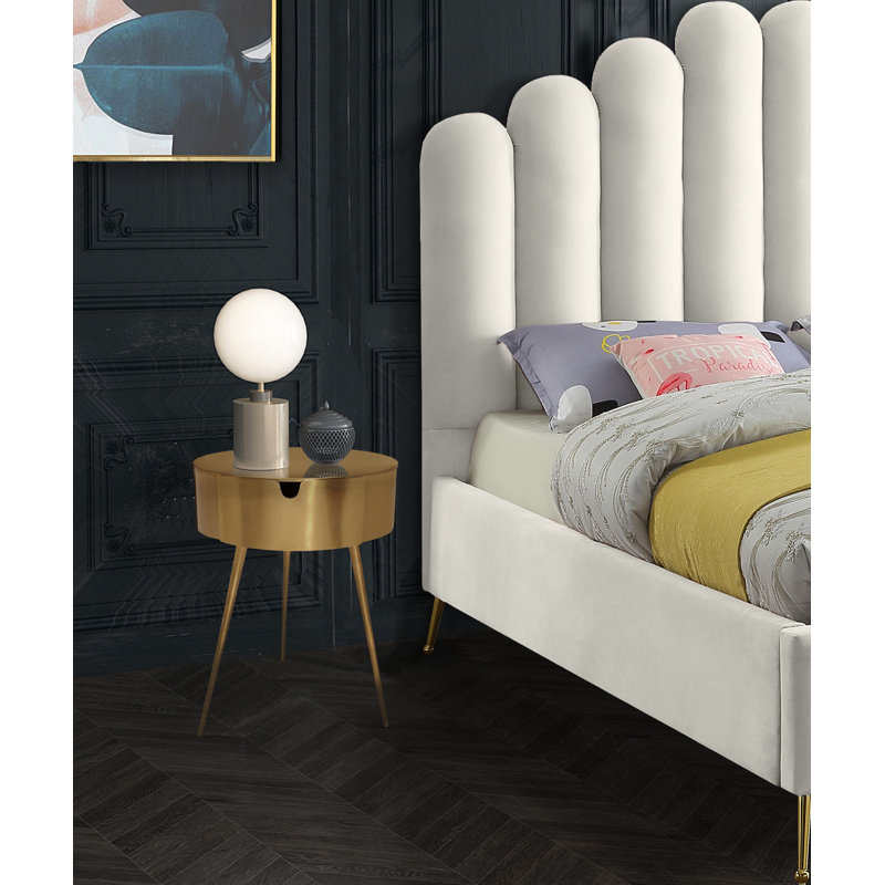 Biscette 16'' W Metal Nightstand, Gold