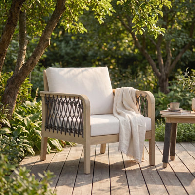 Fauteuil club d'extérieur en bois d'acacia avec corde tissée à la main, finition teck clair