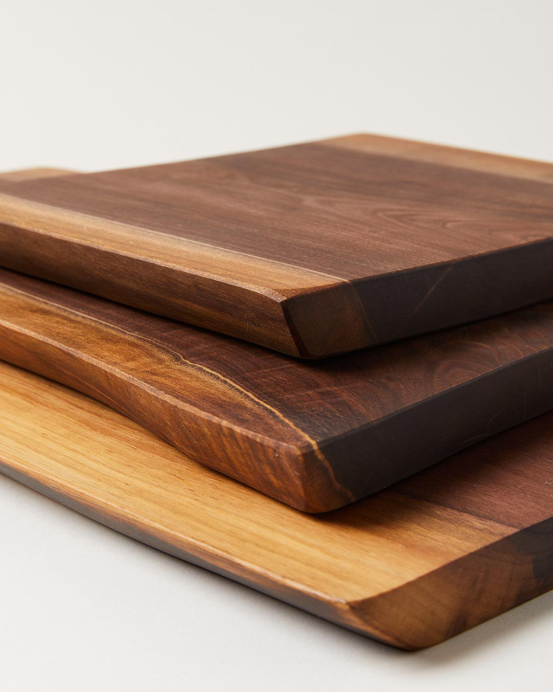 Live Edge Walnut Cutting Board, Medium: 15"