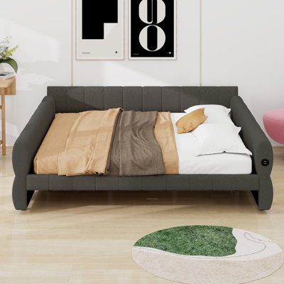 Lit plateforme tapissier, design élégant pour toute chambre à coucher