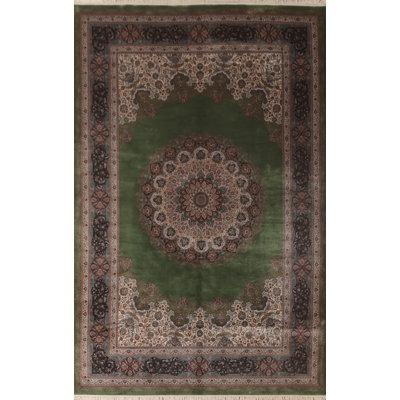 Tapis vert traditionnel 6 x 9