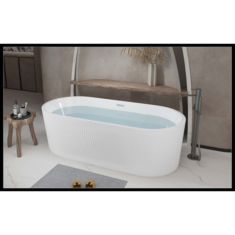 Baignoire autoportante 67 po en acrylique linéaire, baignoire autoportante autoportante, acrylique blanc brillant, bonde chromée Toe-tap, certifiée cUPC