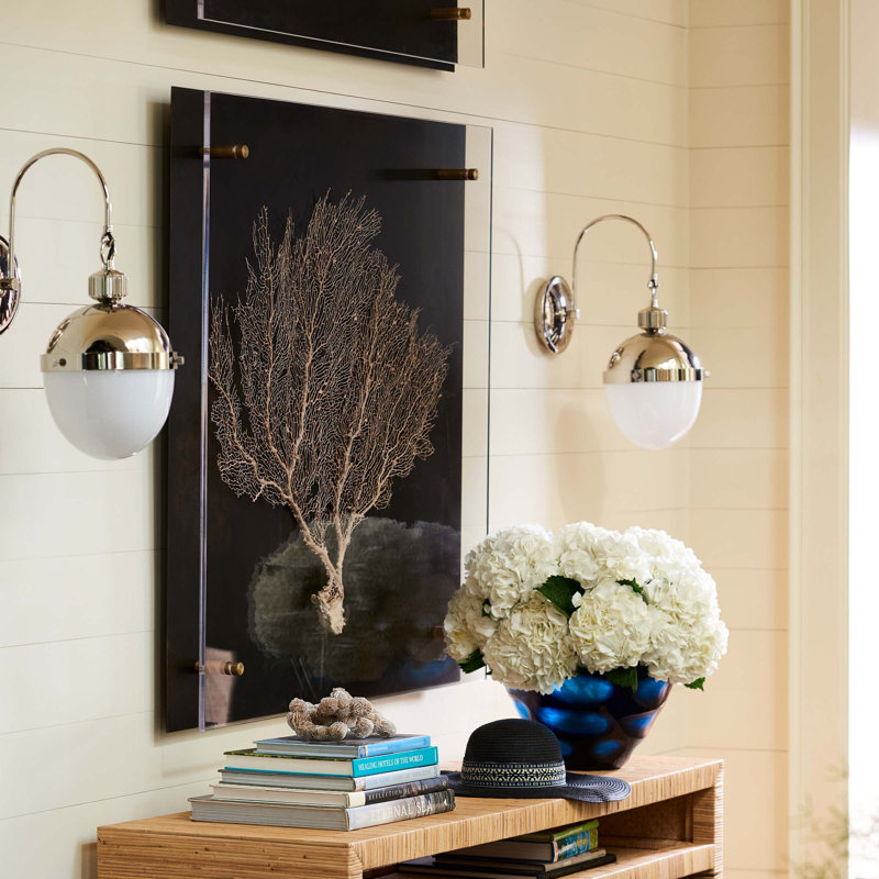 Otis Sconce
