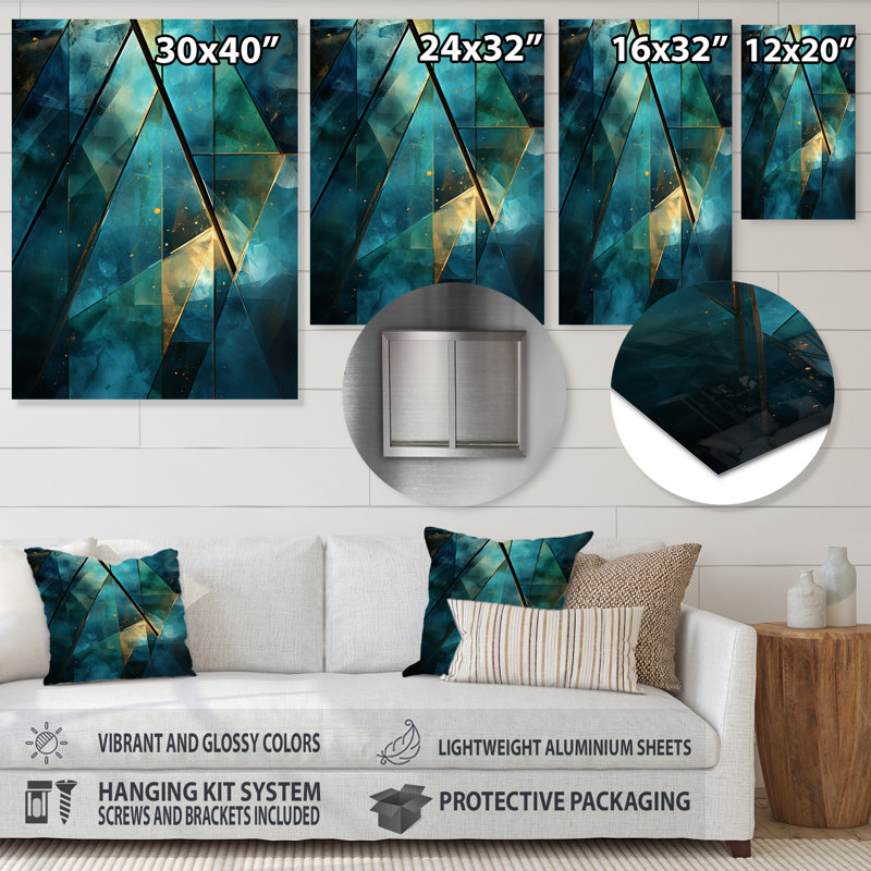 Pyramide bleue émeraude II - Décoration murale abstraite en métal, H 20 po x l 12 po x P 1 po