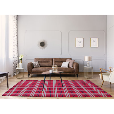 Tapis rouge à carreaux