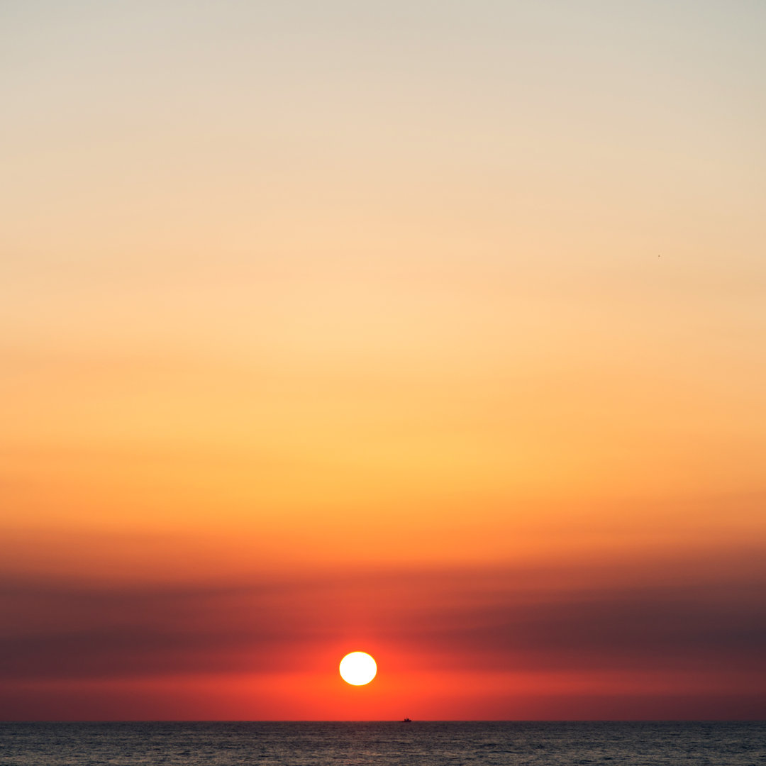 Sonnenuntergang auf hoher See