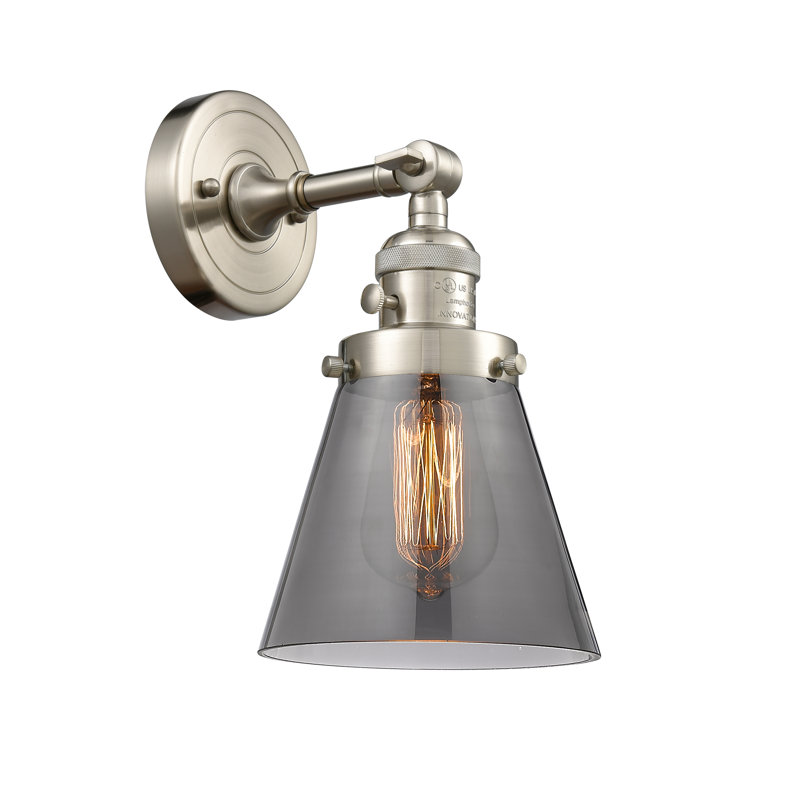 Applique murale 1 lumière Cone, Ampoule DEL rétro de 3,5 watts, Fumé, Nickel satiné brossé