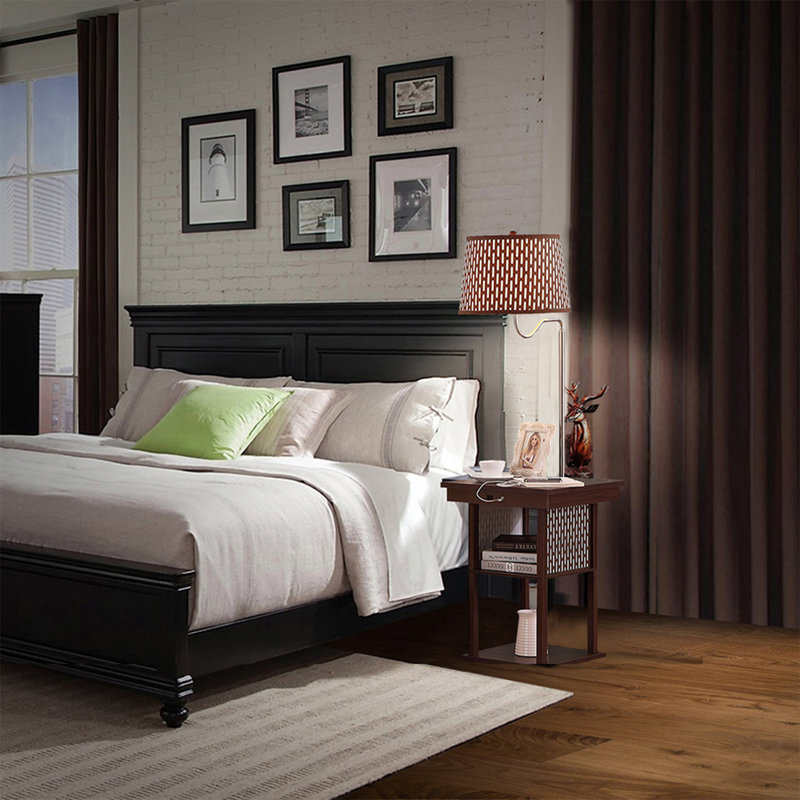 Lampe de chevet DEL moderne avec abat-jour tambour en tissu et coussin de recharge sans fil Madison, Laiton