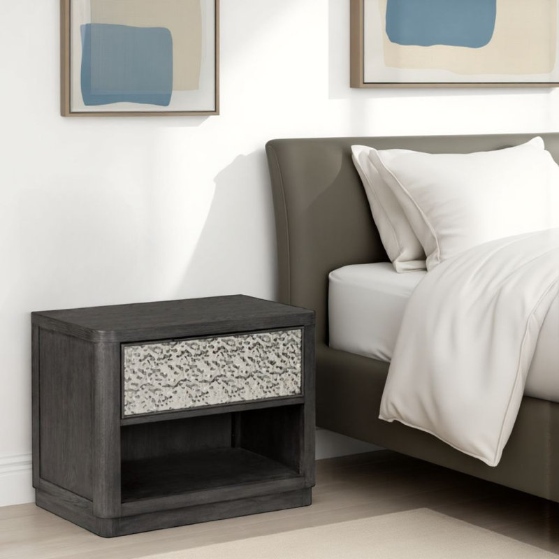 Table de chevet Zoko avec 2 ports USB, accents métalliques, bois de frêne gris