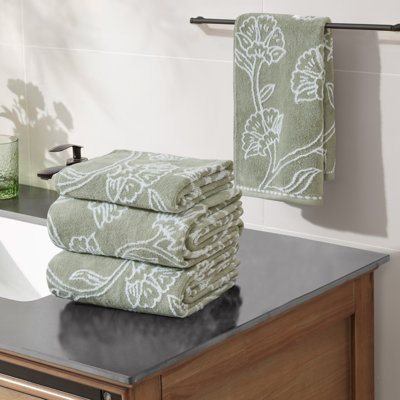 Jessica Simpson Floral Fan Bath Towels
