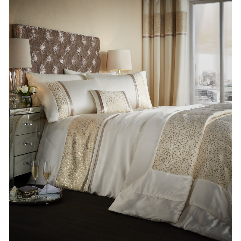 Luxor Jacquard Cushion, Gold