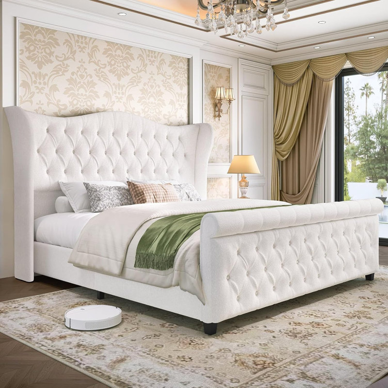 Très grand lit-bateau tapissier en velours avec tête de lit à oreilles et volutes - Blanc, Roi