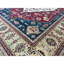 Tapis bleu, rouge et beige noué à la main de haute qualité