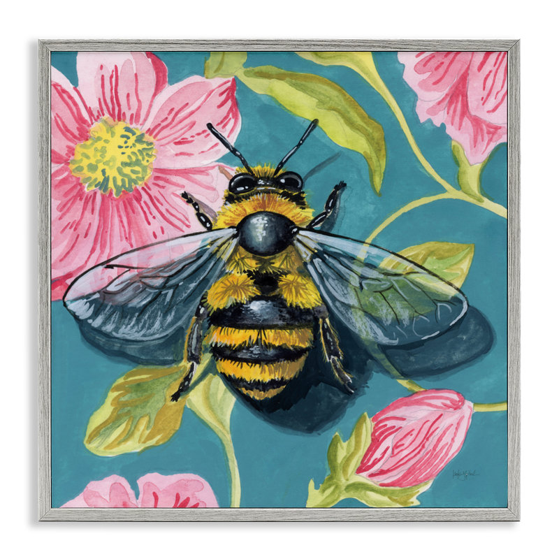 Abeille floue sur giclée à motif floral, design par Kate Jarvik Birch, Estampe numérique Farmhouse, H 24 po x l 24 po