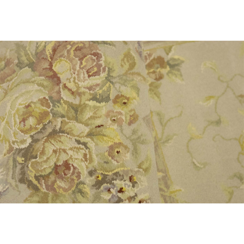 Hand Knotted Oriental Area Rug in Beige