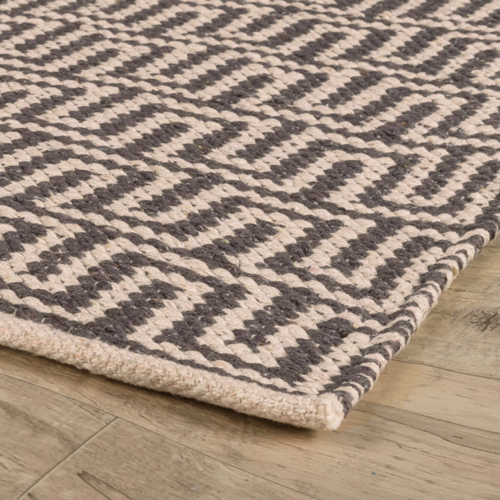 Bradshaw Grey Ivory Hand-Woven Cotton Rug, Rectangle 8' x 10'