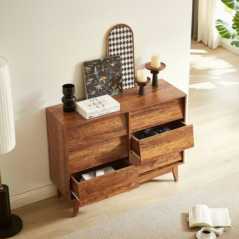 La commode double 6 tiroirs présente un design rétro et biseauté, Brun