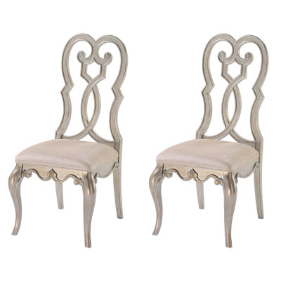Ensemble de 2 chaises d'appoint ivoire et champagne antique