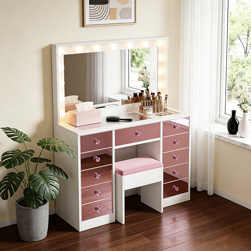 Makeup Vanity with Bulbs And Charging Station