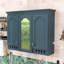 Armoire de salle de bain artistique avec tablettes réglables et détails sculptés élégants-85433430