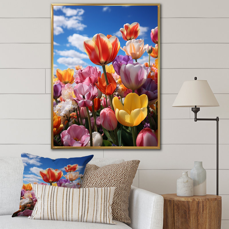 Tulipes Fields of Color III - Art mural sur toile florale, H 20 po x l 12 po x P 1 po, Cadre flottant doré