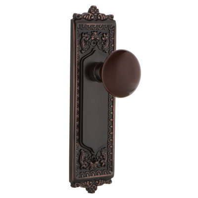 Plaque Egg & Dart avec bouton de porte en porcelaine brune