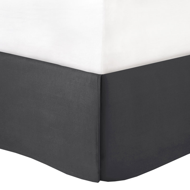 Édredon 12 pièces pour très grand lit noir. Comprend des draps en coton. Comprend un édredon, des taies décoratives, des oreillers et une jupe de lit. Motif cachemire captivant merveilleux
