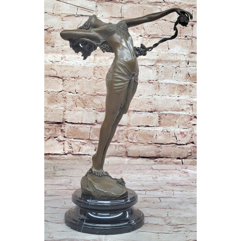 Figurines et sculptures