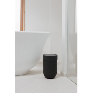 Gray Bathroom Trash Can Padang Bamboo Top 1.3 Gal - Stylish and Sustainable 5L Waste Solution