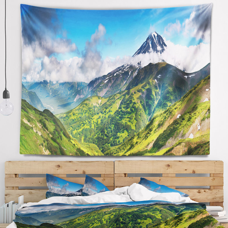 Tapisserie paysage panorama montagnes vertes, H 68 po x l 80 po