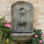 Fontaine murale Dunnell en polystone résistante aux intempéries - Beige