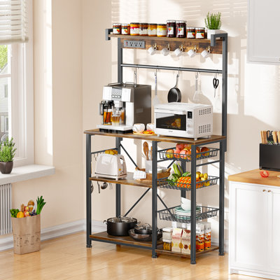 Étagère de boulanger standard en métal 38,8 po avec prises de courant, support pour micro-ondes, bar à café, 3 paniers grillagés, 15 crochets