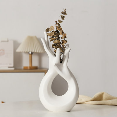Lorrenzo Figurines & Sculptures