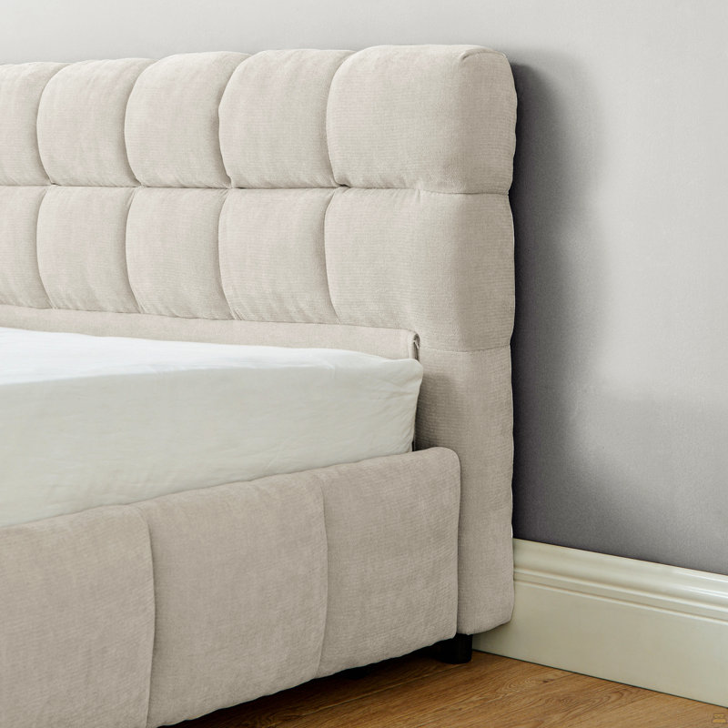 King Size Upholstered Bed ,Comfortable Upholstered Bed Frame, Chenille Fabric, With Headboard And Solid Bed Frame. With Drawer For Storage