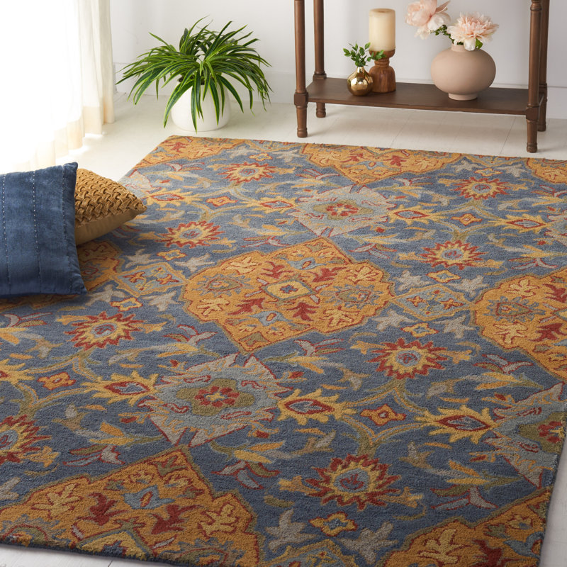 Bastidas Hand Tufted Wool Floral Rug, Rectangle 5' x 8'